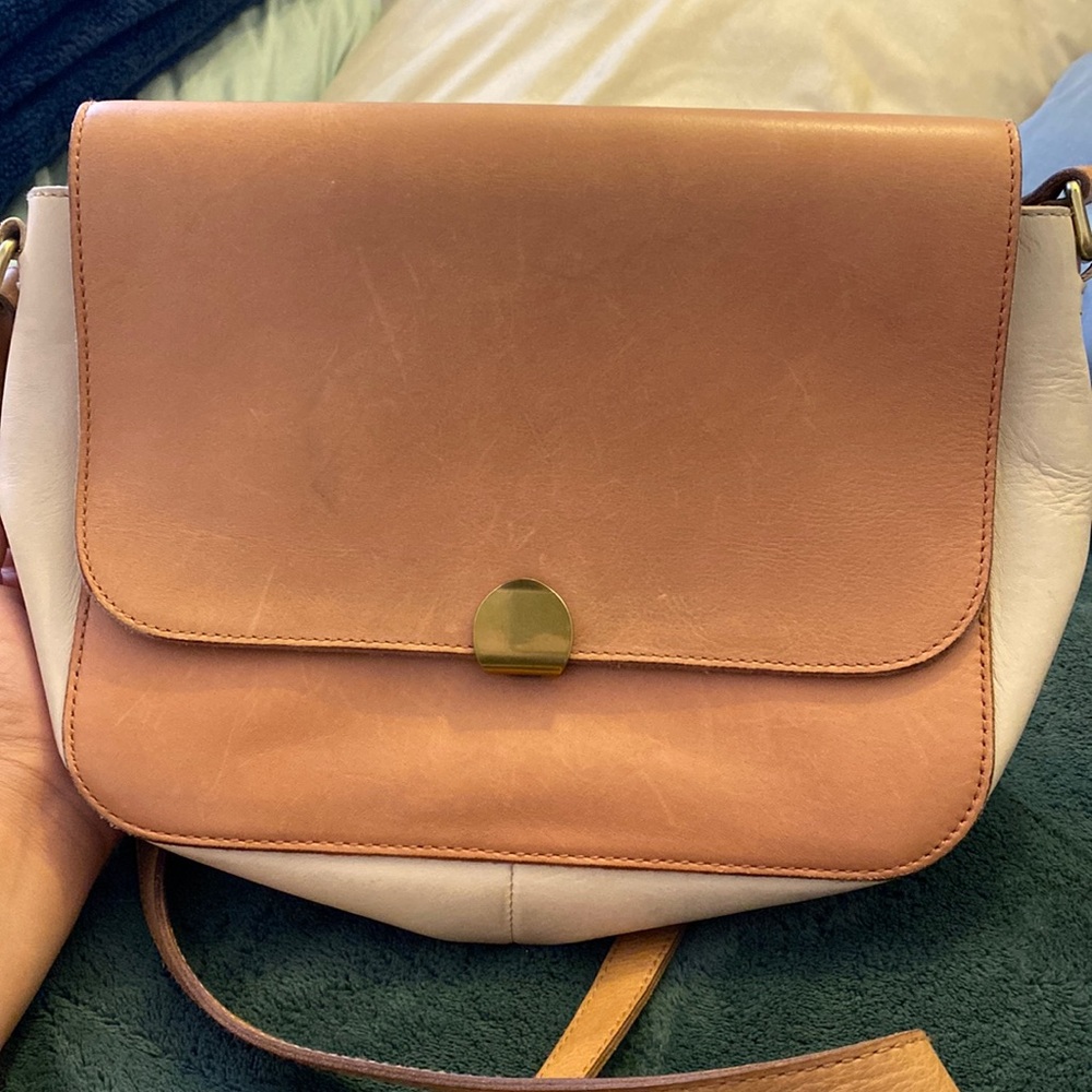⭕️ Final sale MadeWell leather crossbody bag